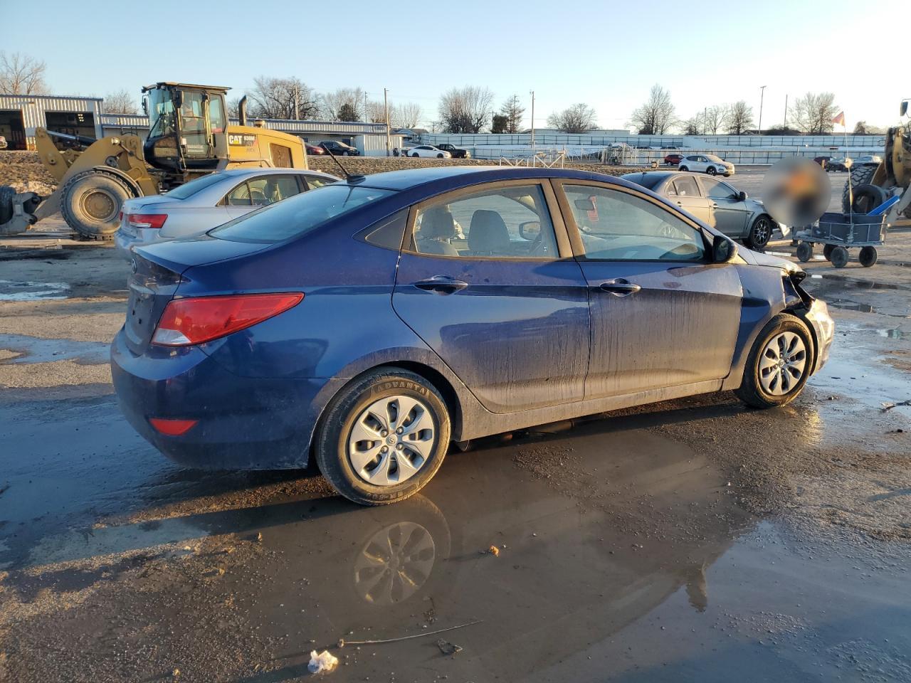 2017 Hyundai Accent - Image 3
