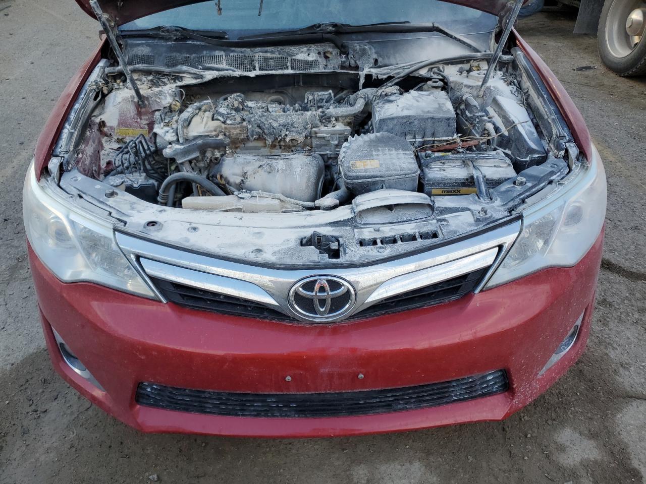 2013 Toyota Camry - Image 11