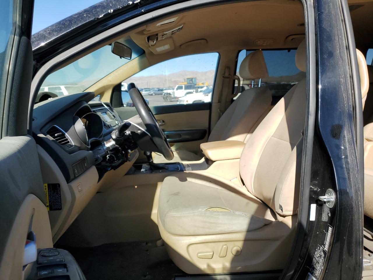 2016 Kia Sedona - Image 7