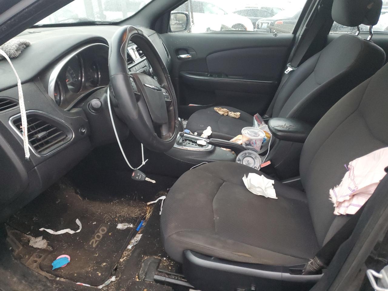 2012 Chrysler 200 - Image 7
