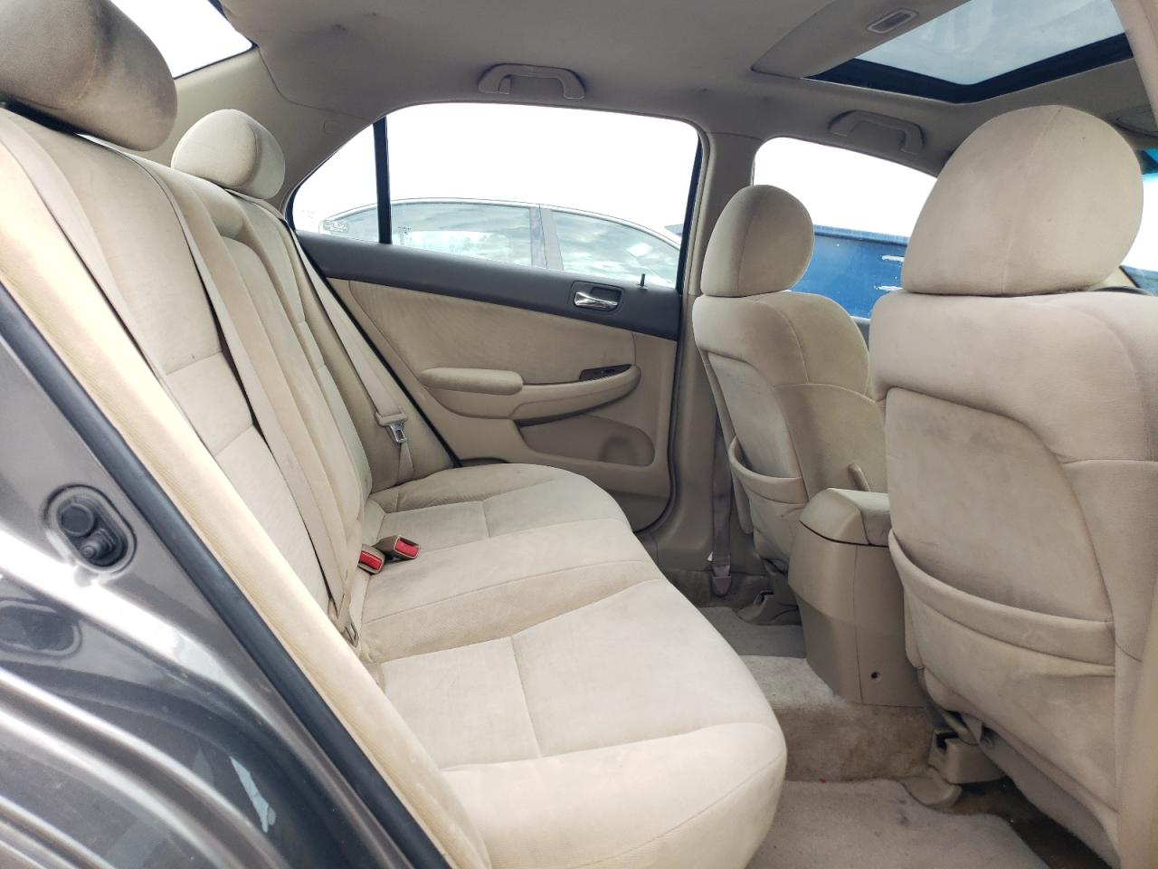 2006 Honda Accord - Image 10