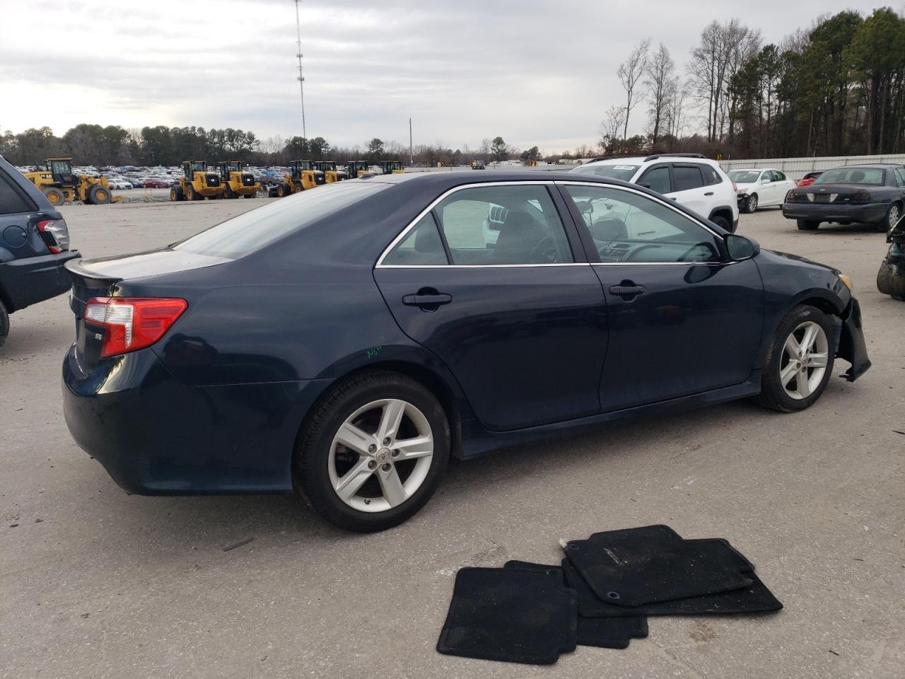 2013 Toyota Camry - Image 3