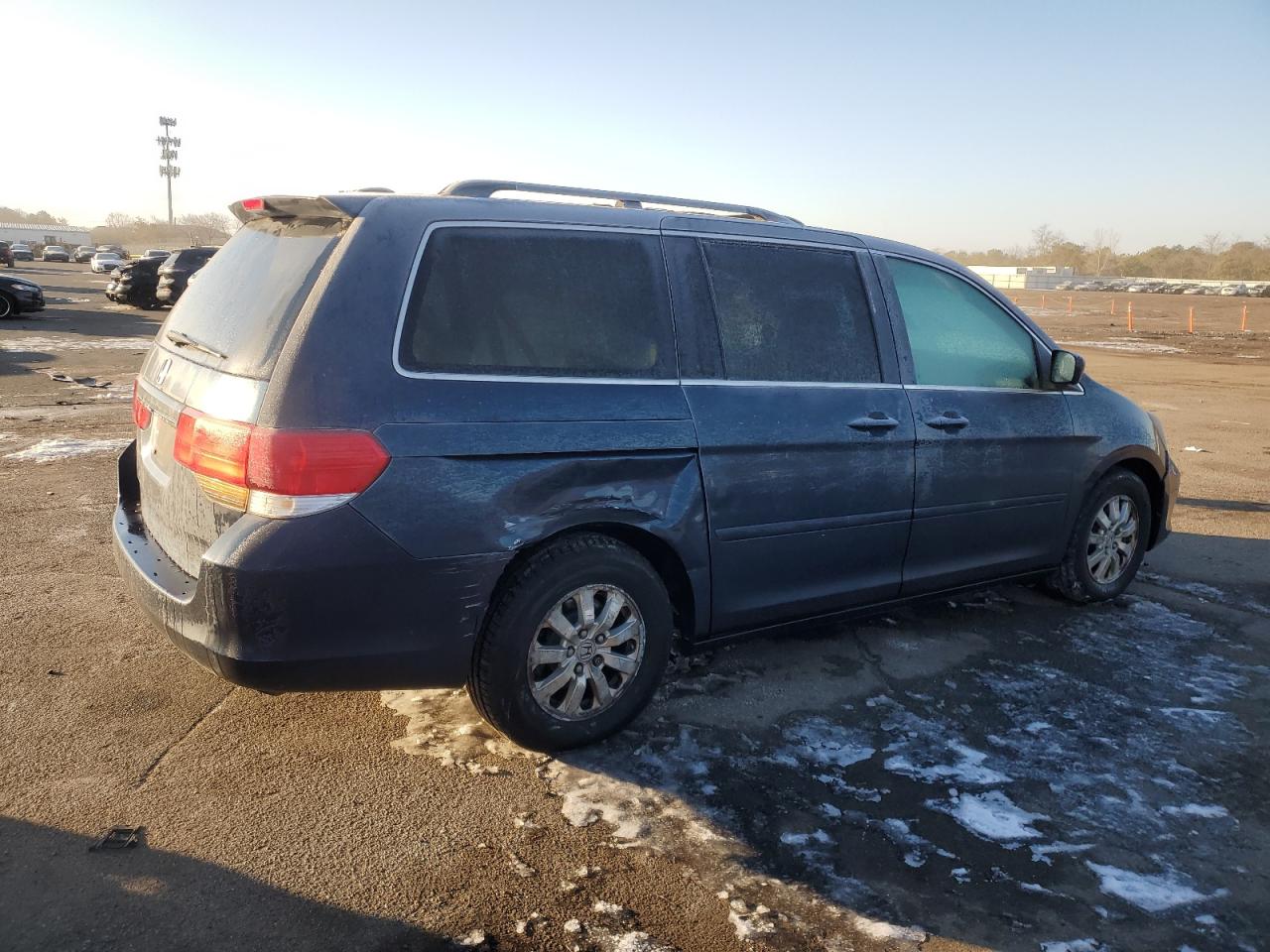2010 Honda Odyssey - Image 3