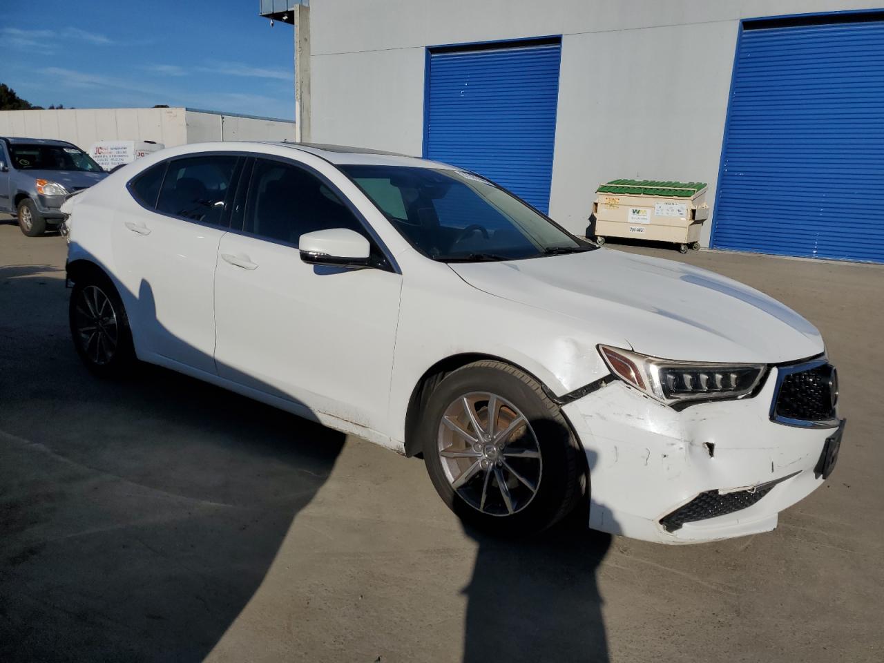 VIN 19UUB1F57JA004757 2018 ACURA TLX no.4