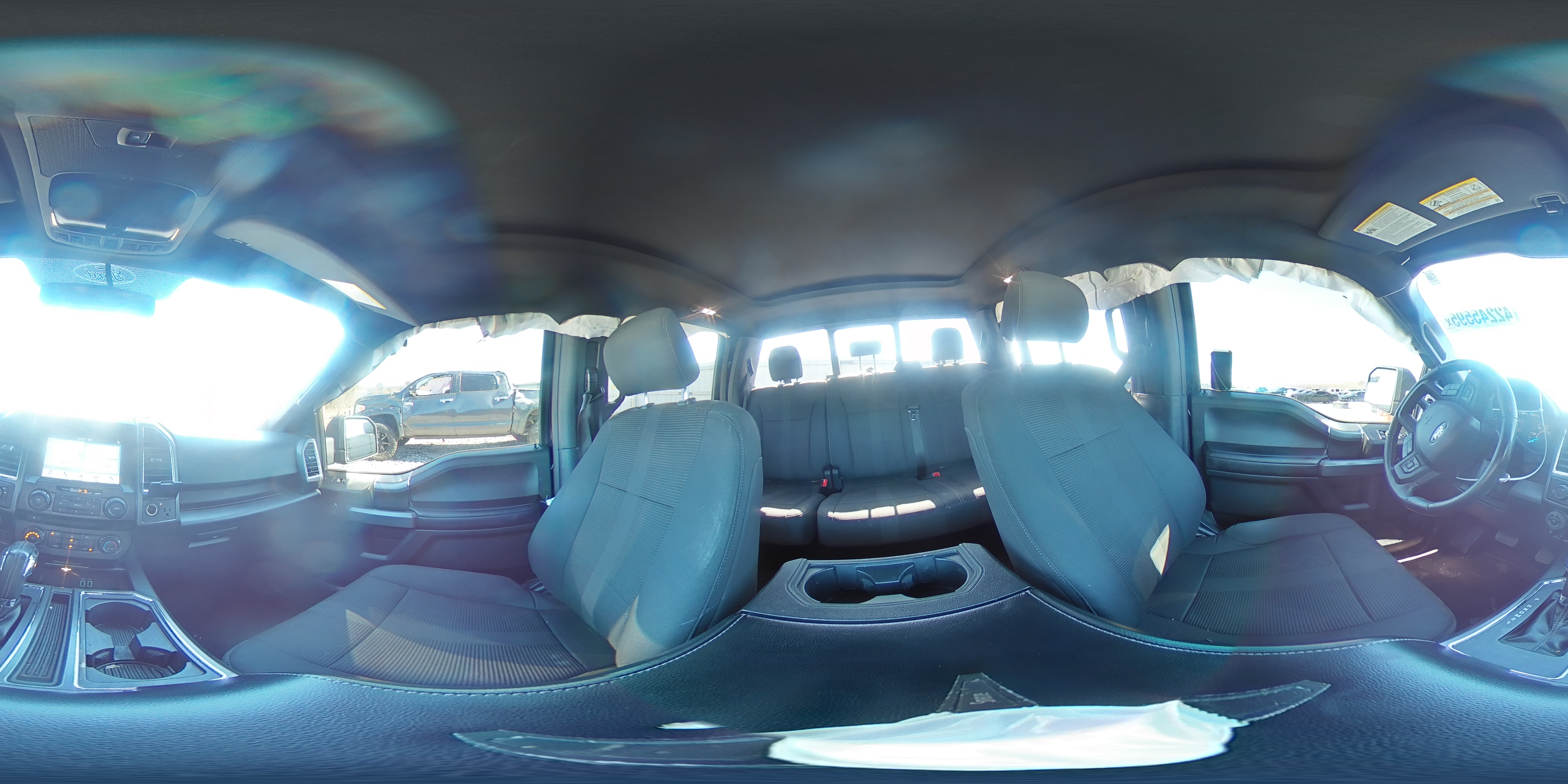 2016 Ford F-150 - Image 12