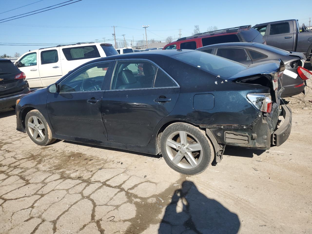 2014 Toyota Camry - Image 2