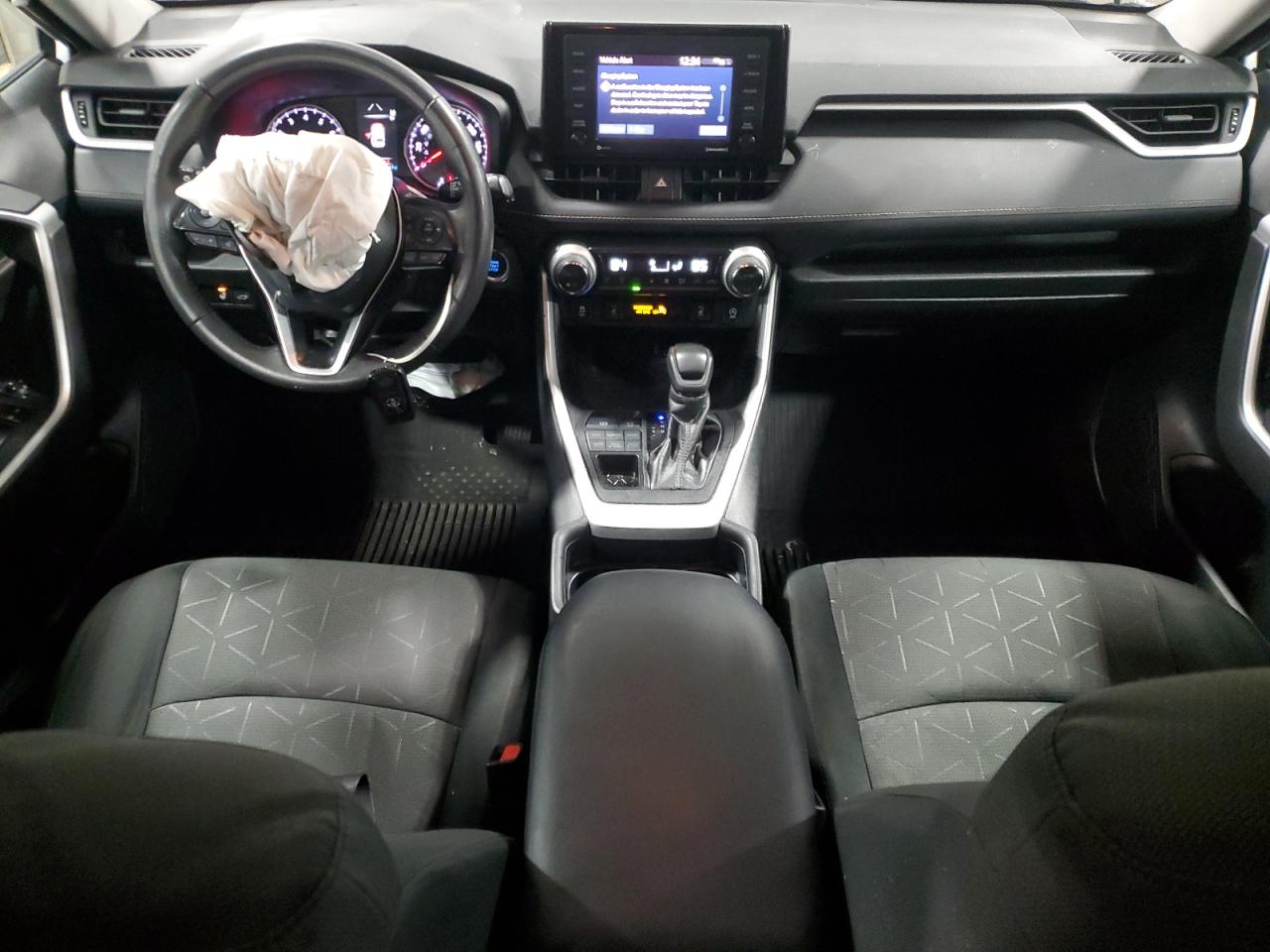 2021 Toyota RAV 4 - Image 8