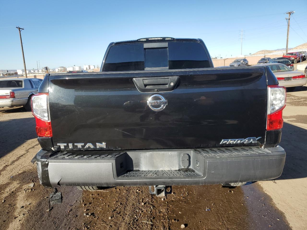 2017 Nissan Titan - Image 6