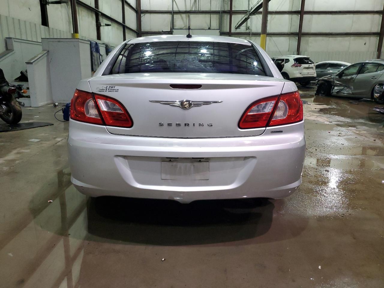 2008 Chrysler Sebring - Image 6