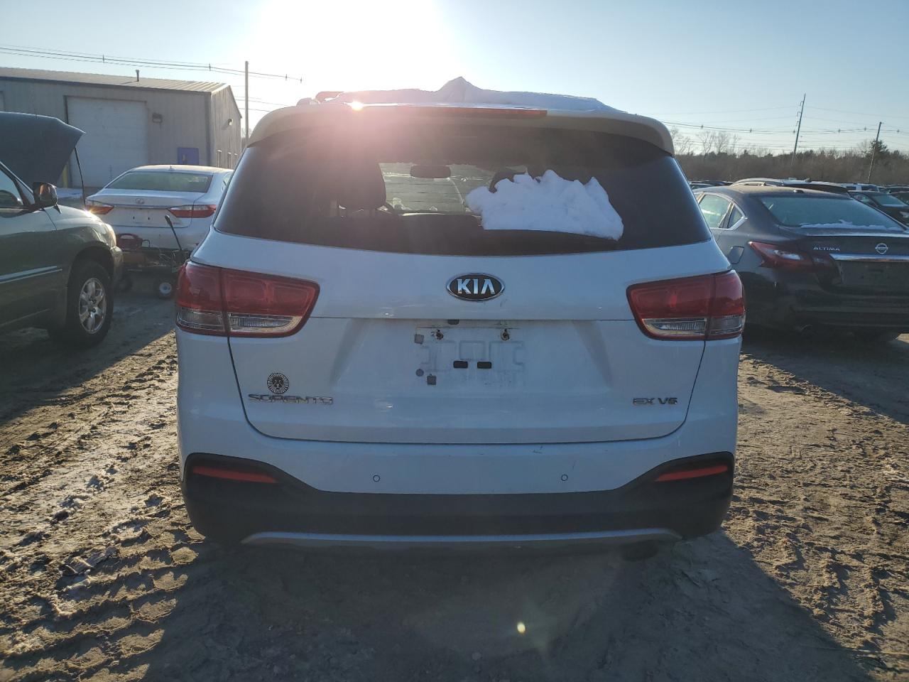 VIN 5XYPHDA57GG158560 2016 KIA SORENTO no.6