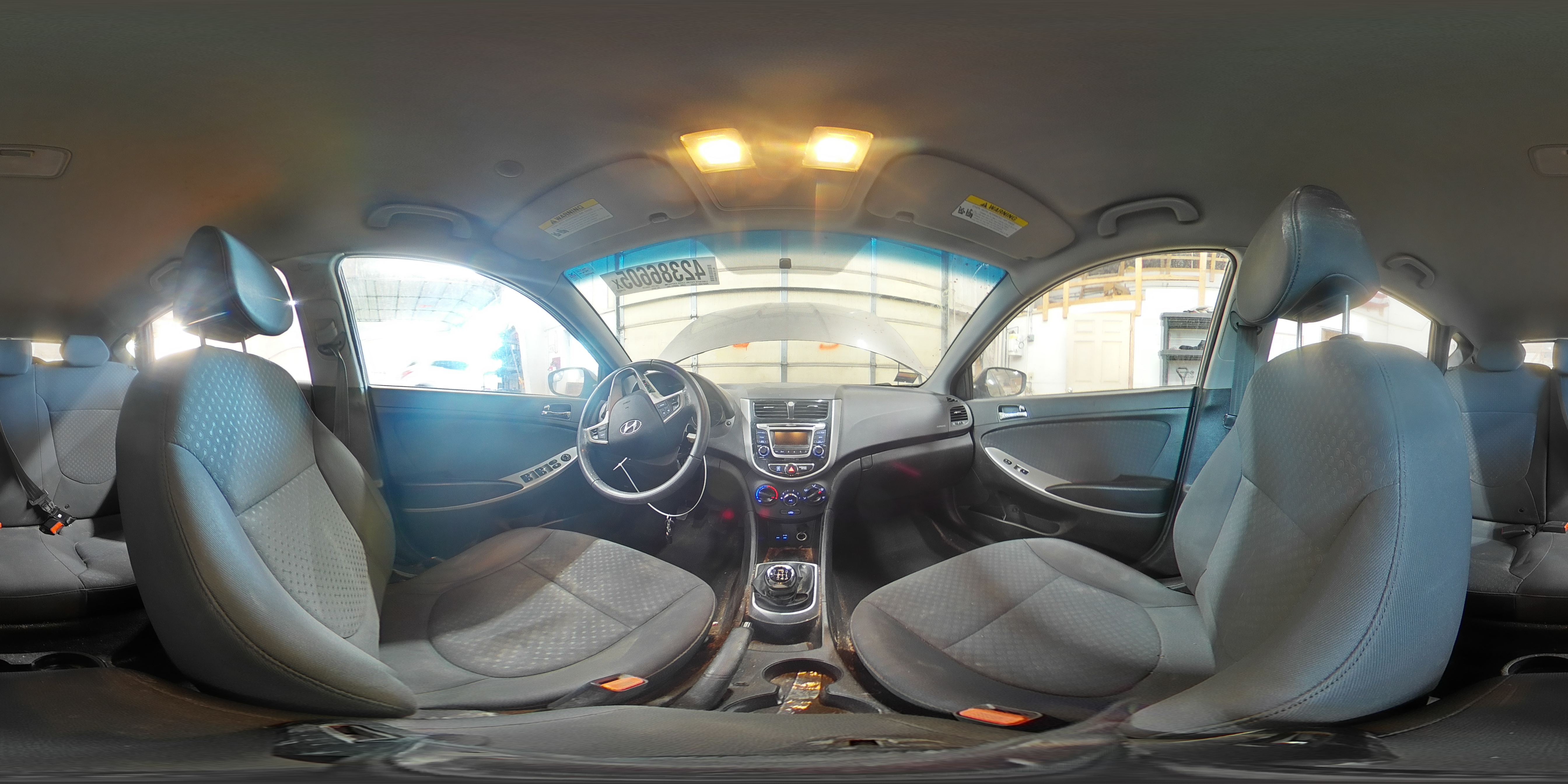 2014 Hyundai Accent - Image 13