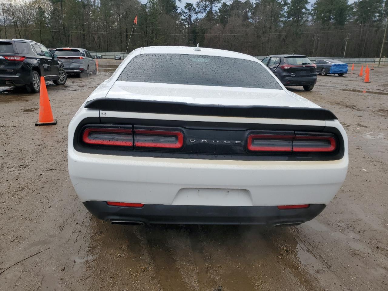 2016 Dodge Challenger - Image 6