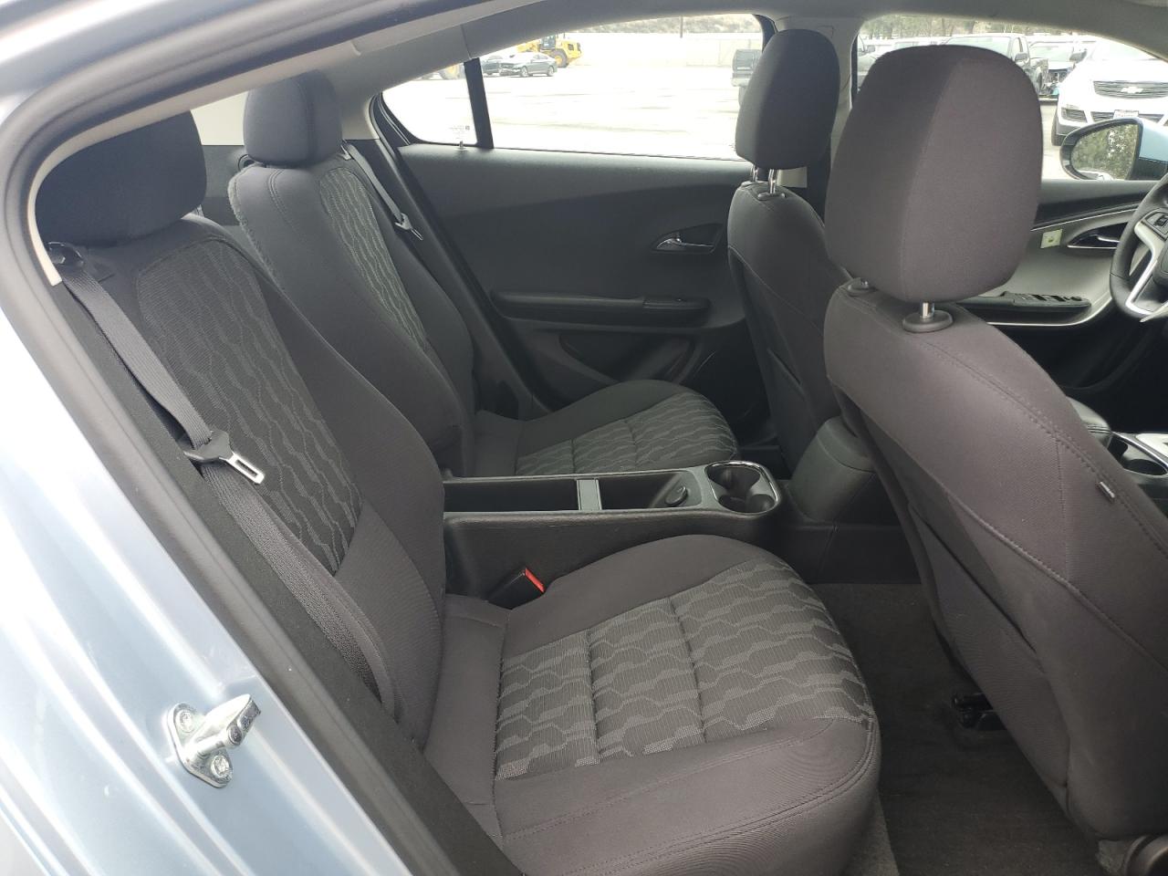 2013 Chevrolet Volt - Image 10