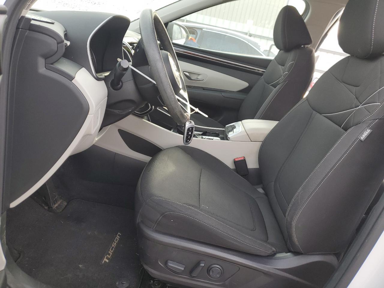 2022 Hyundai Tucson - Image 7