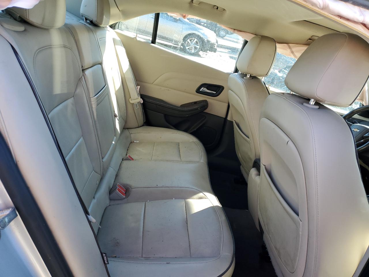 2013 Chevrolet Malibu - Image 11