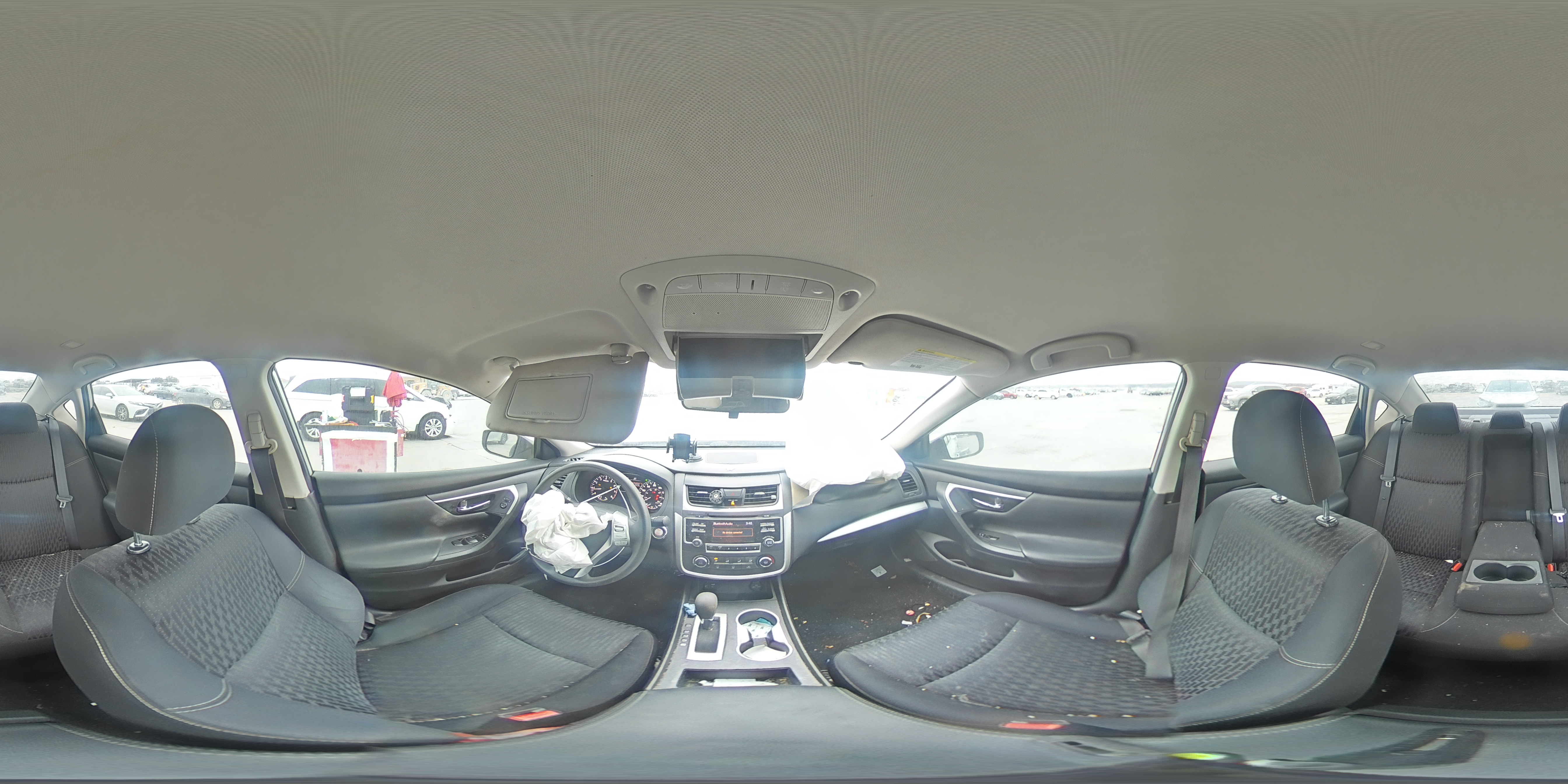 2018 Nissan Altima - Image 13