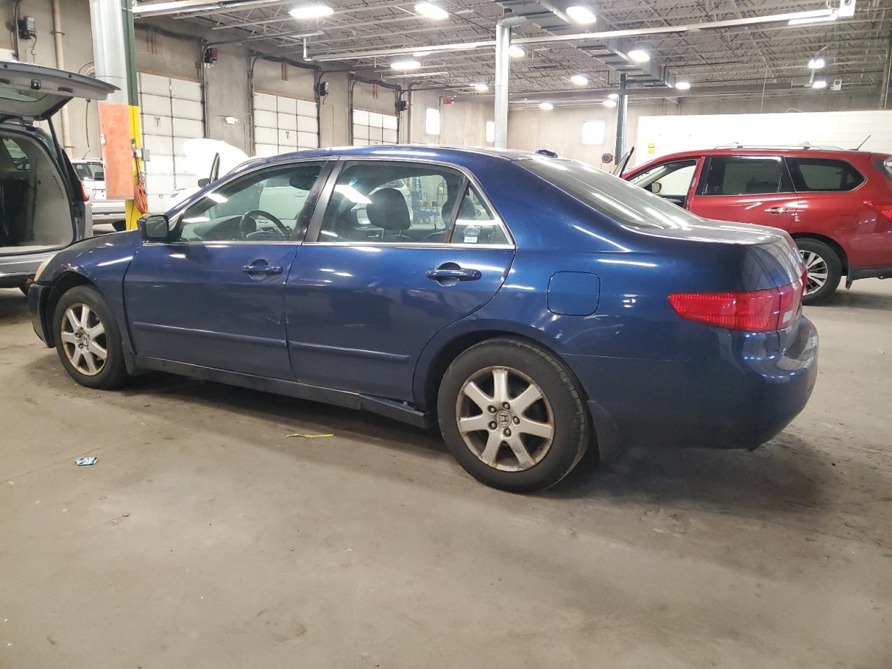 2005 Honda Accord - Image 2