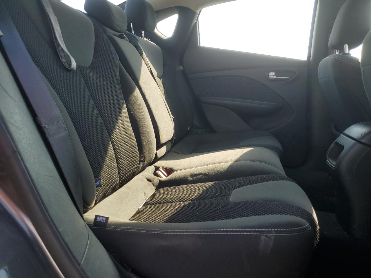 2015 Dodge Dart - Image 10