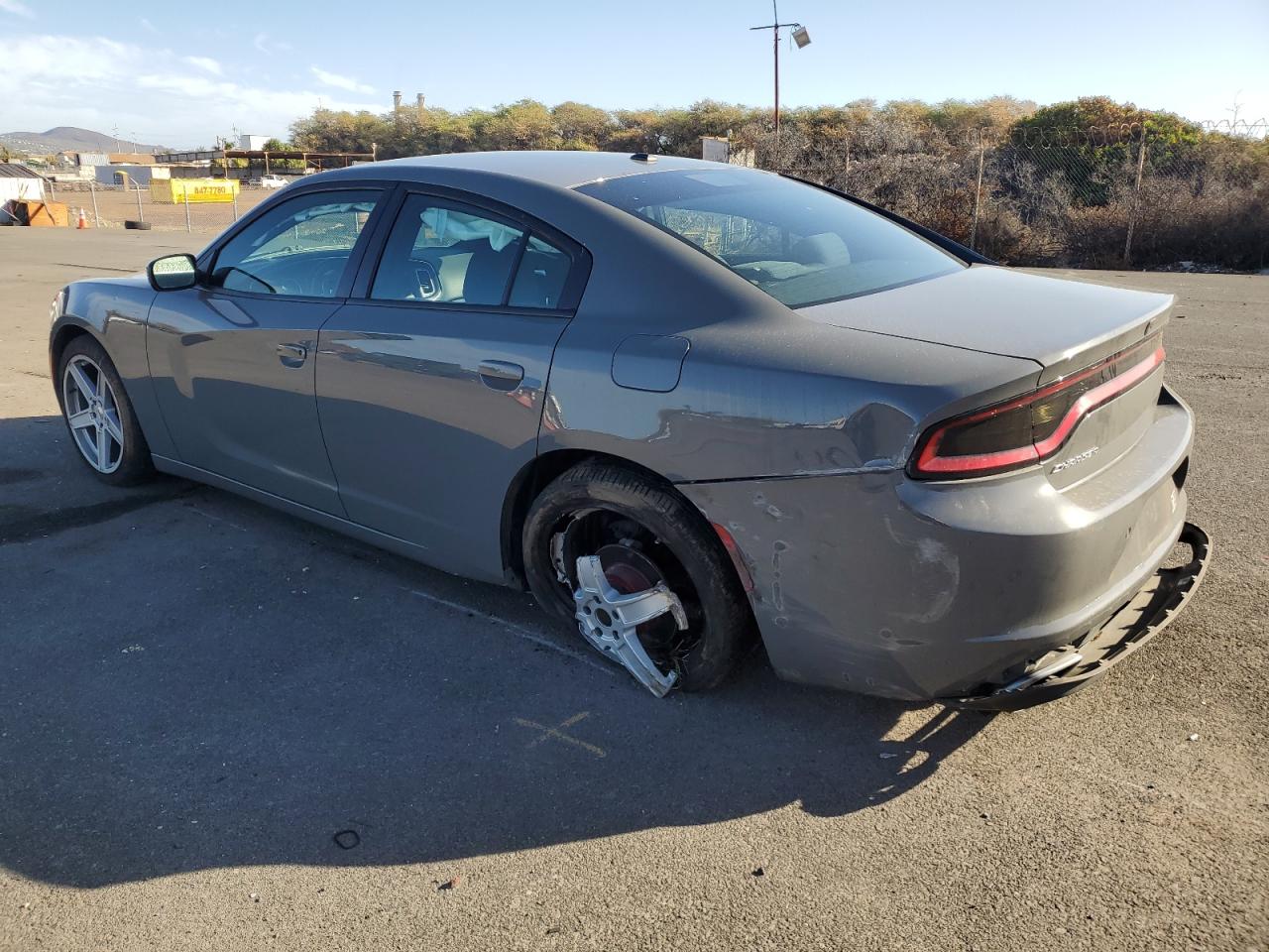 2018 Dodge Charger - Image 2