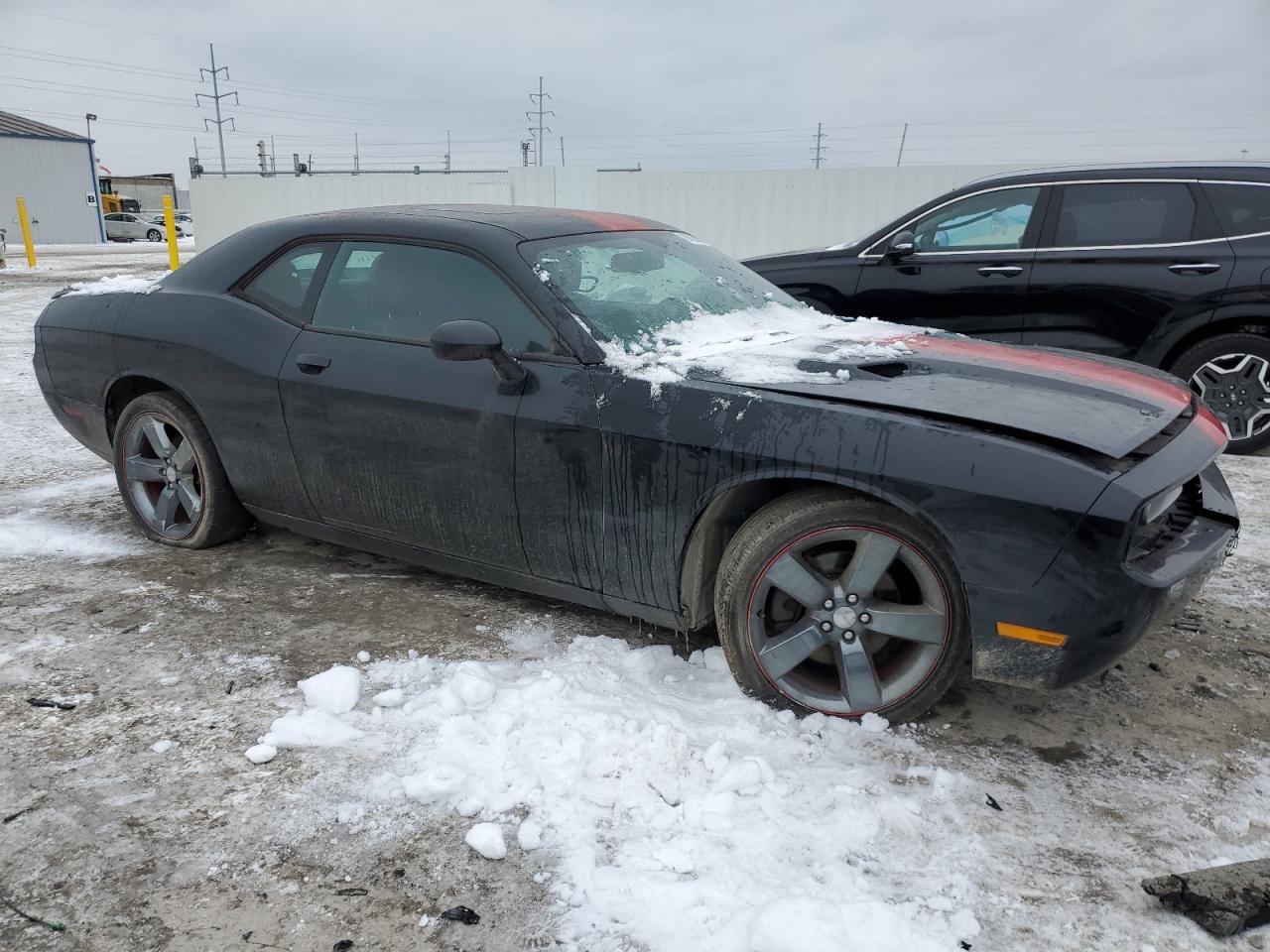 VIN 2C3CDYAGXEH294185 2014 DODGE CHALLENGER no.4