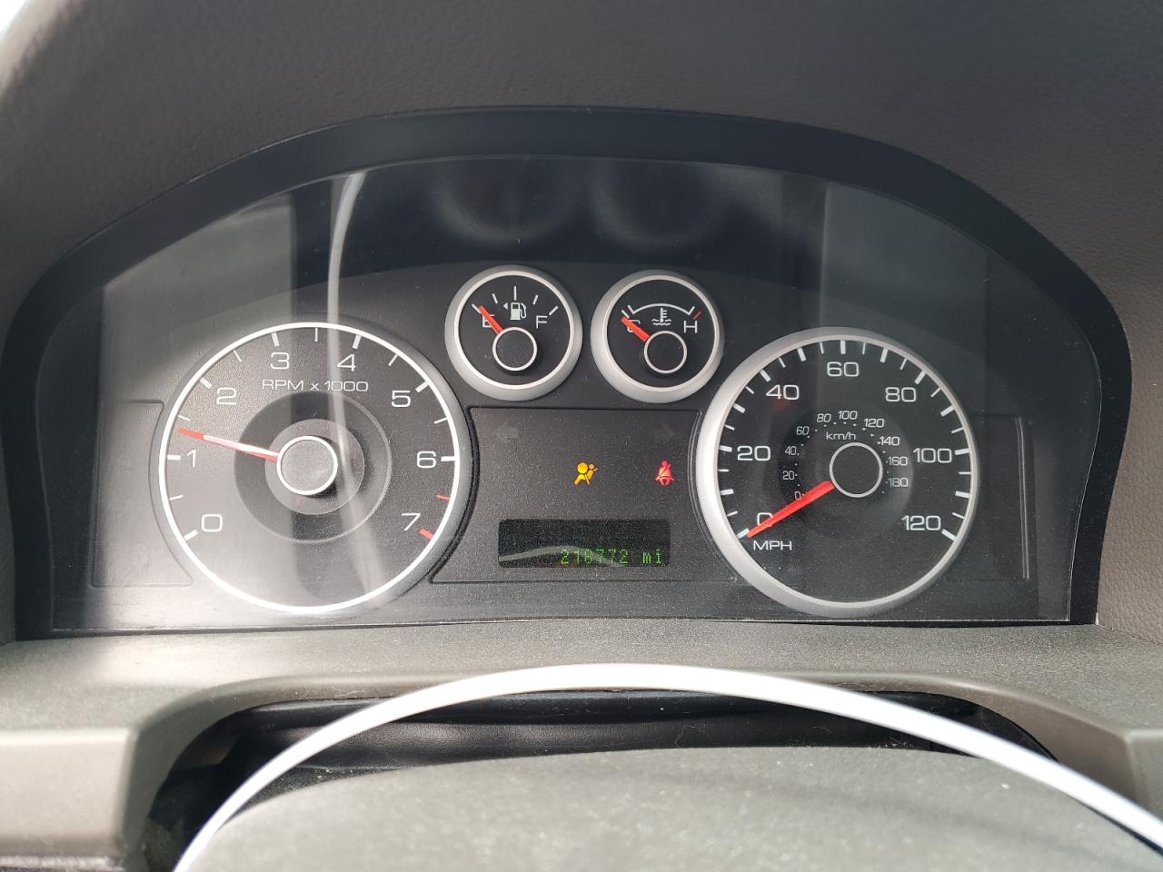 2009 Ford Fusion - Image 9
