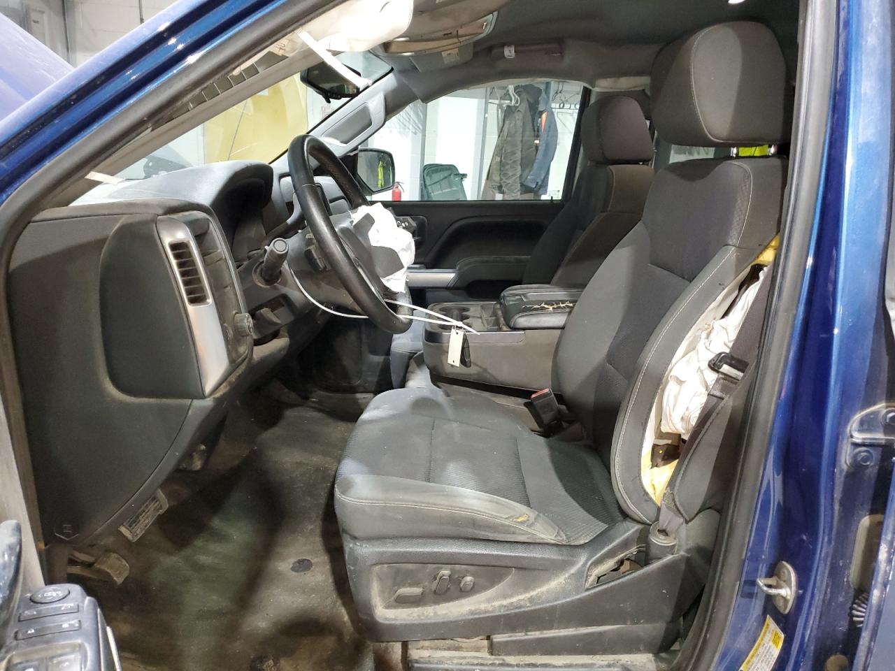 2015 Chevrolet Silverado - Image 7