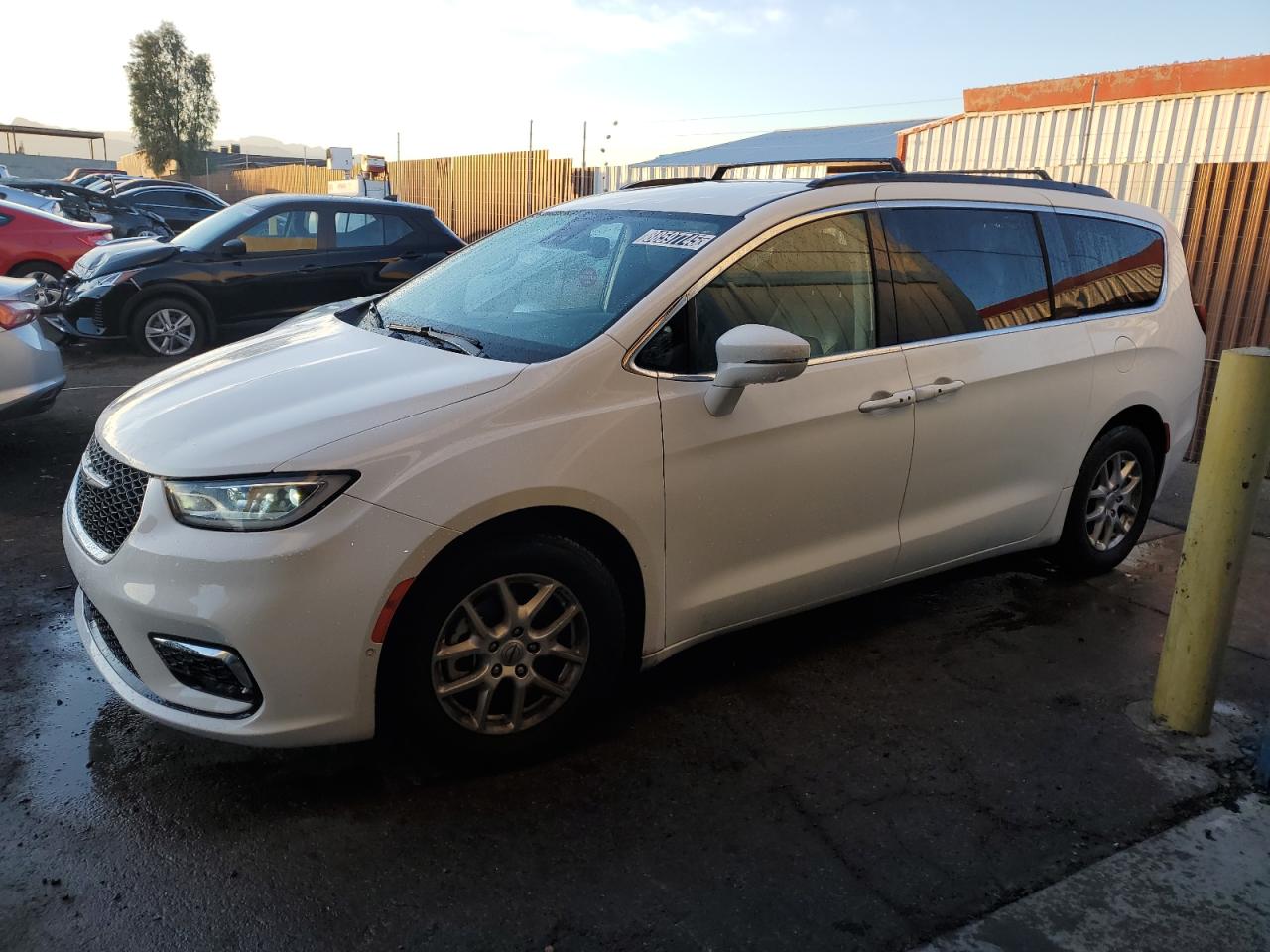 2022 Chrysler Pacifica - Image 1