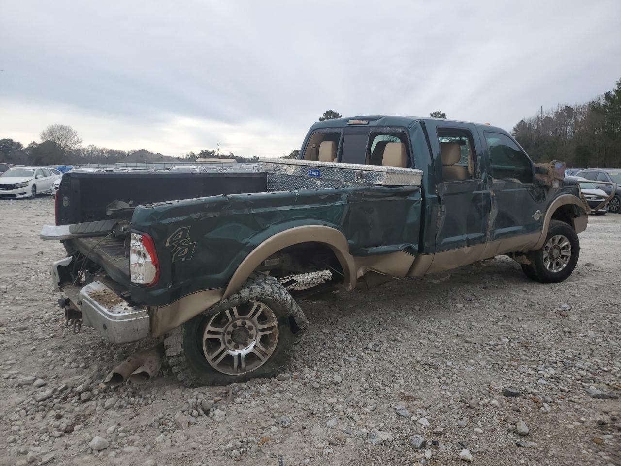 2011 Ford F350 - Image 3