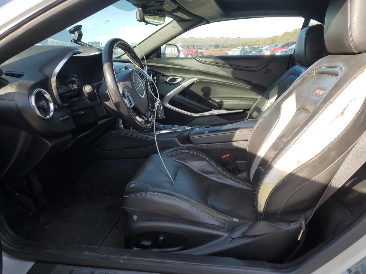 2019 Chevrolet Camaro - Image 7