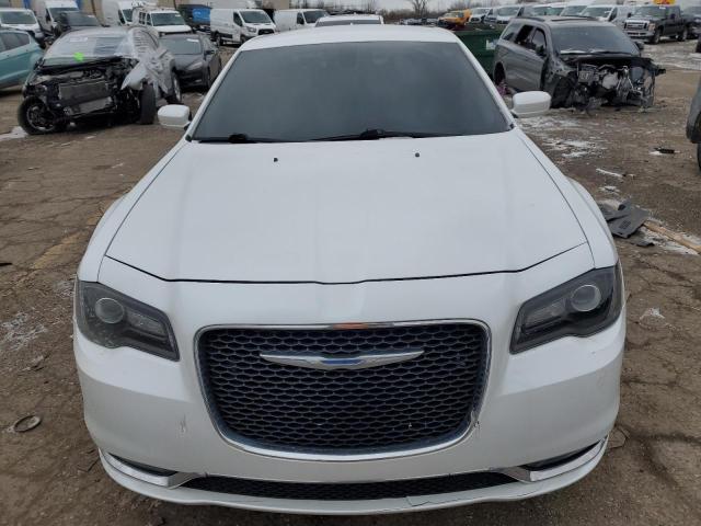 Седаны CHRYSLER 300 2015 Белы