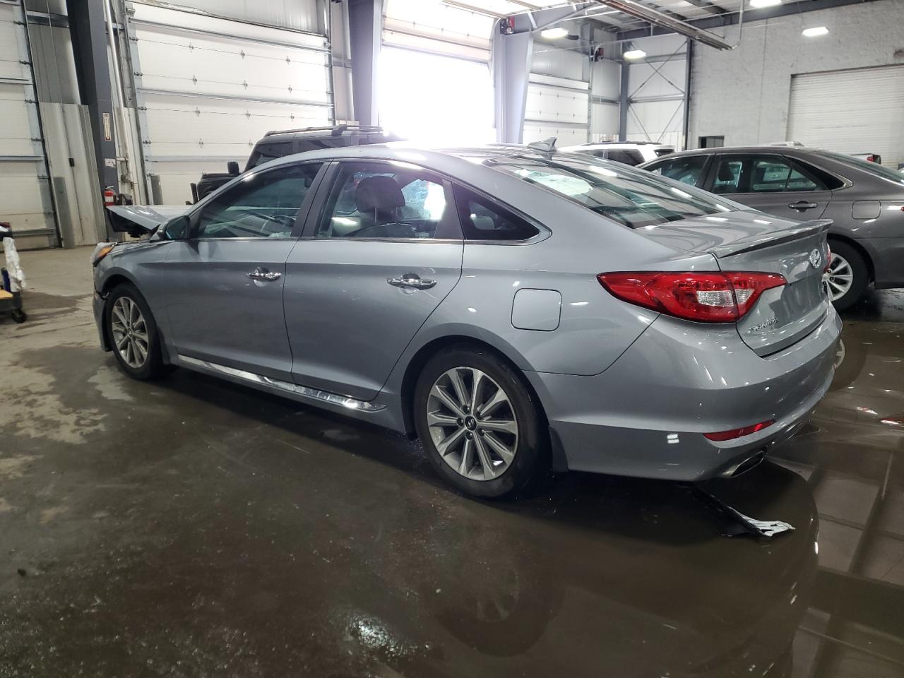 2017 Hyundai Sonata - Image 2