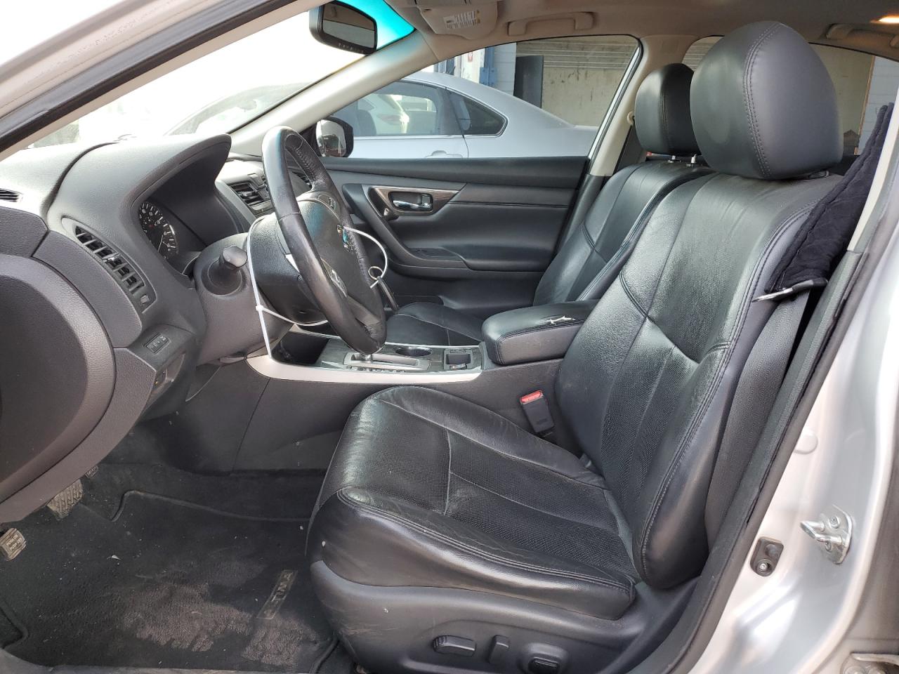 2015 Nissan Altima - Image 7