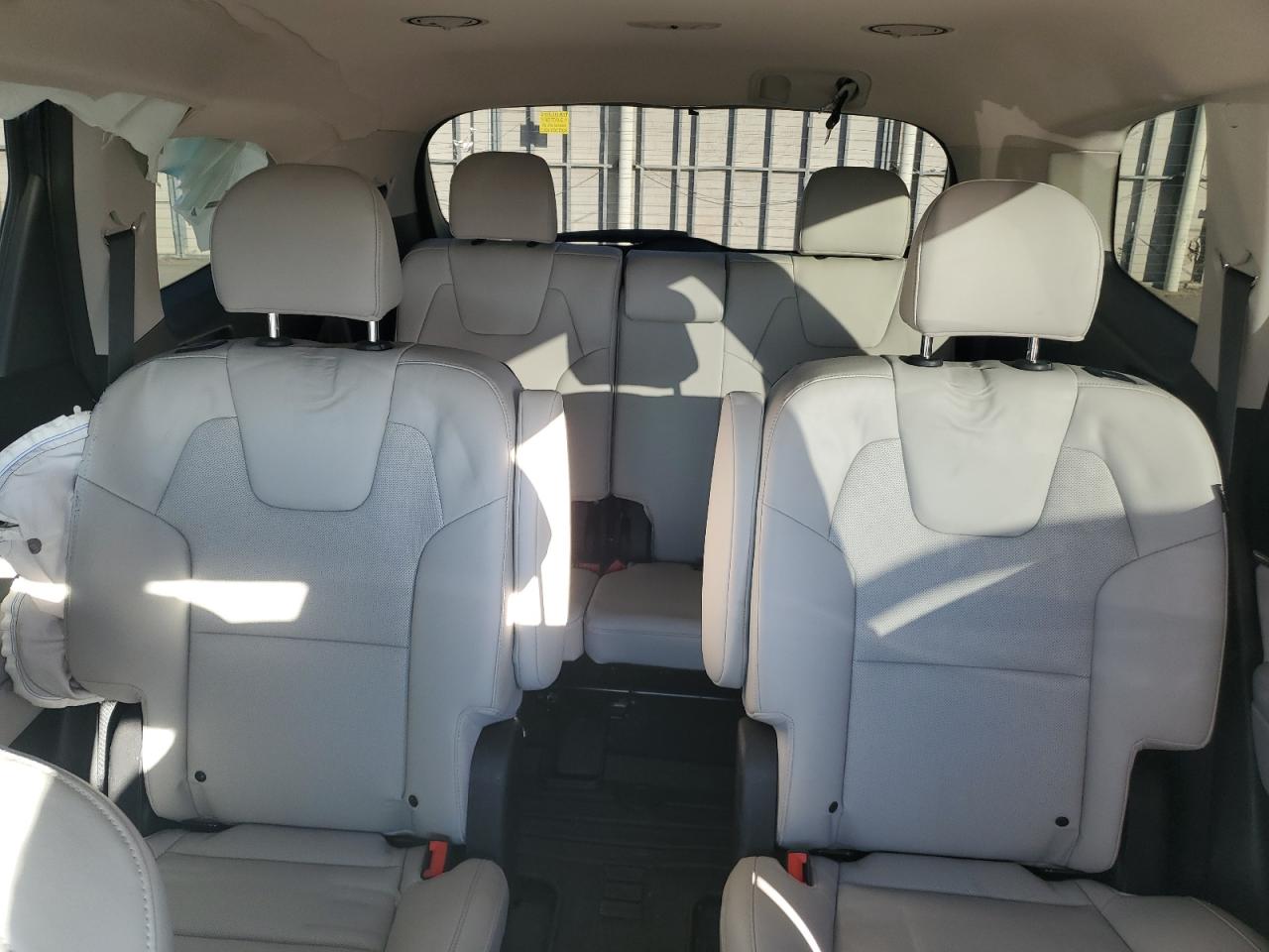 2023 Kia Telluride - Image 10