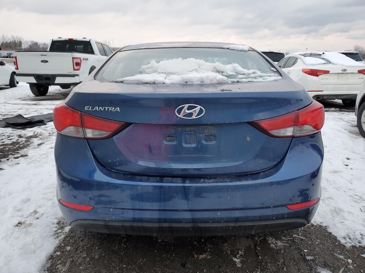 2016 Hyundai Elantra - Image 6