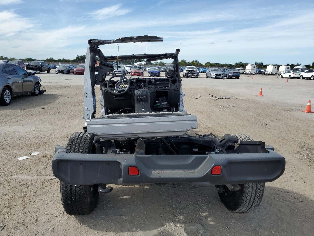 2020 Jeep Wrangler - Image 6
