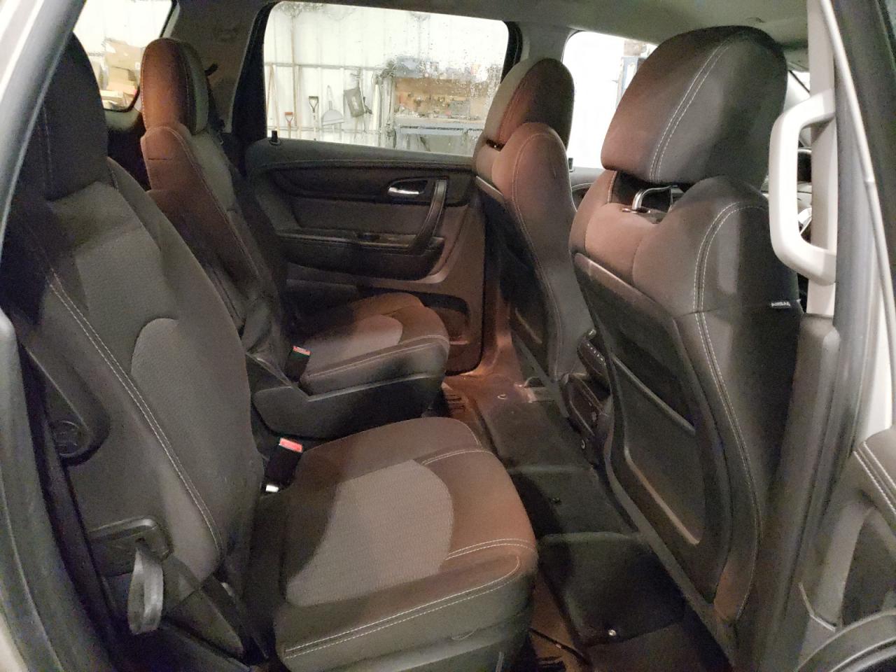 2017 Chevrolet Traverse - Image 11
