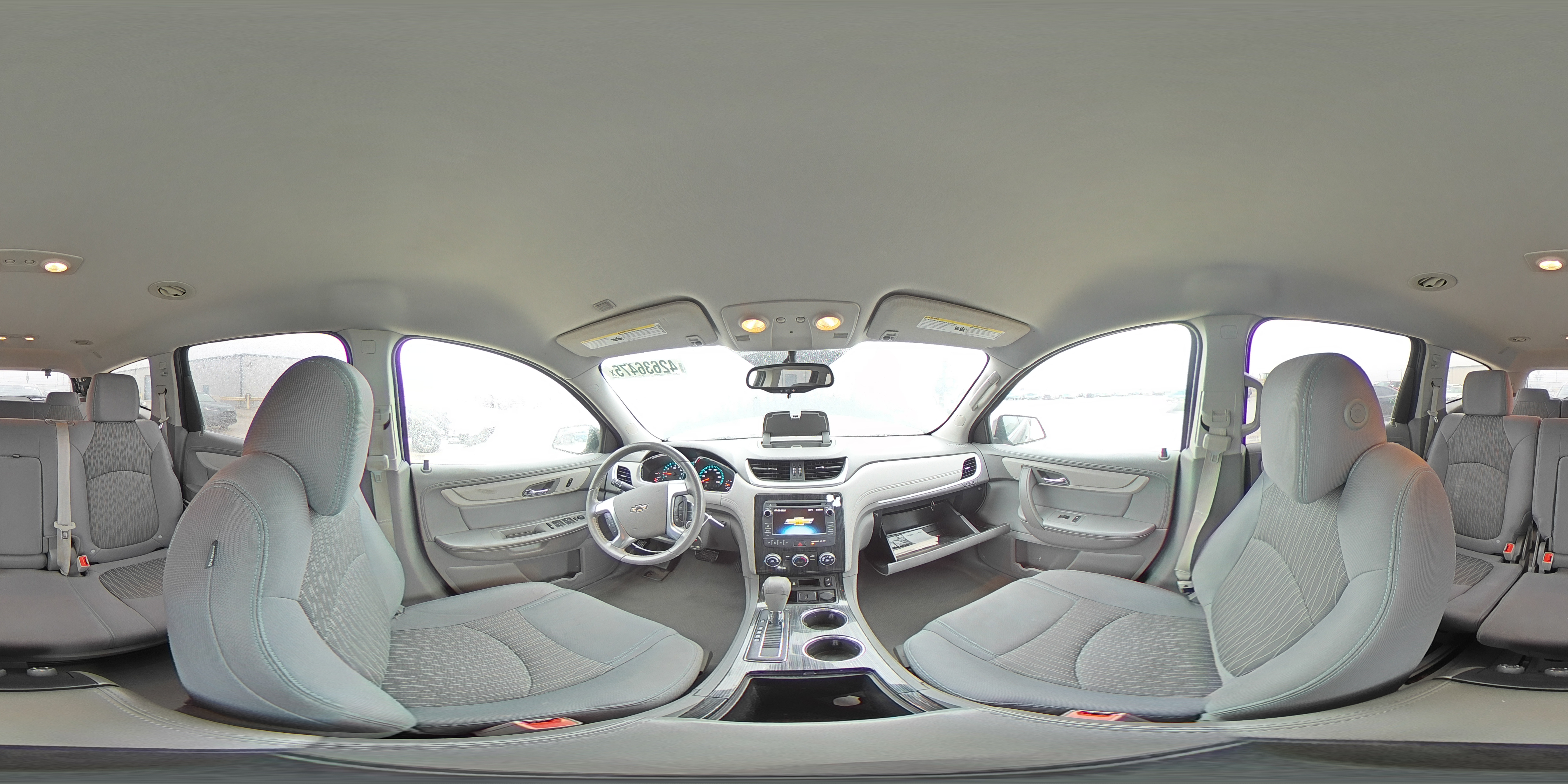 2015 Chevrolet Traverse - Image 15