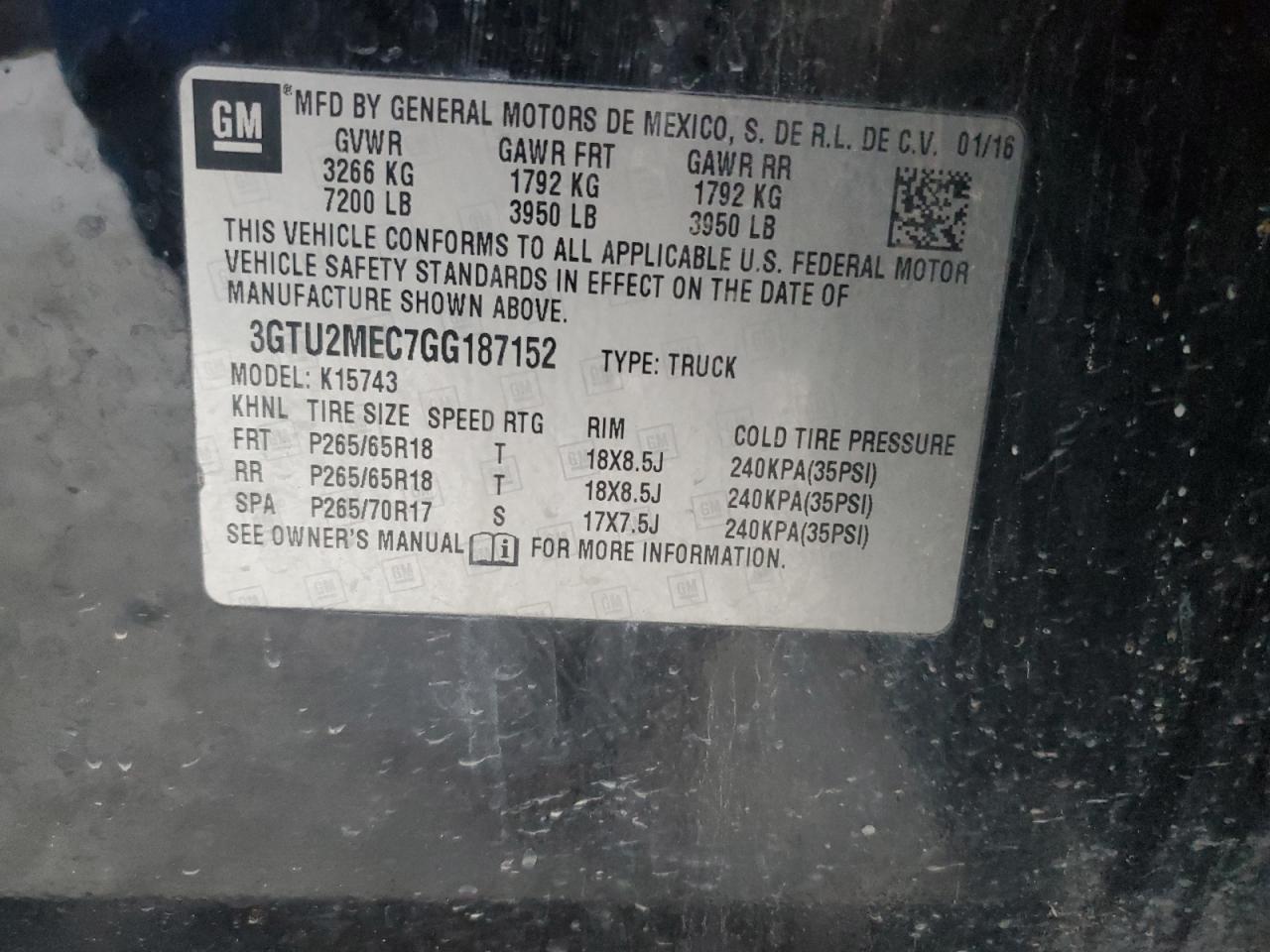 2016 GMC Sierra - Image 12