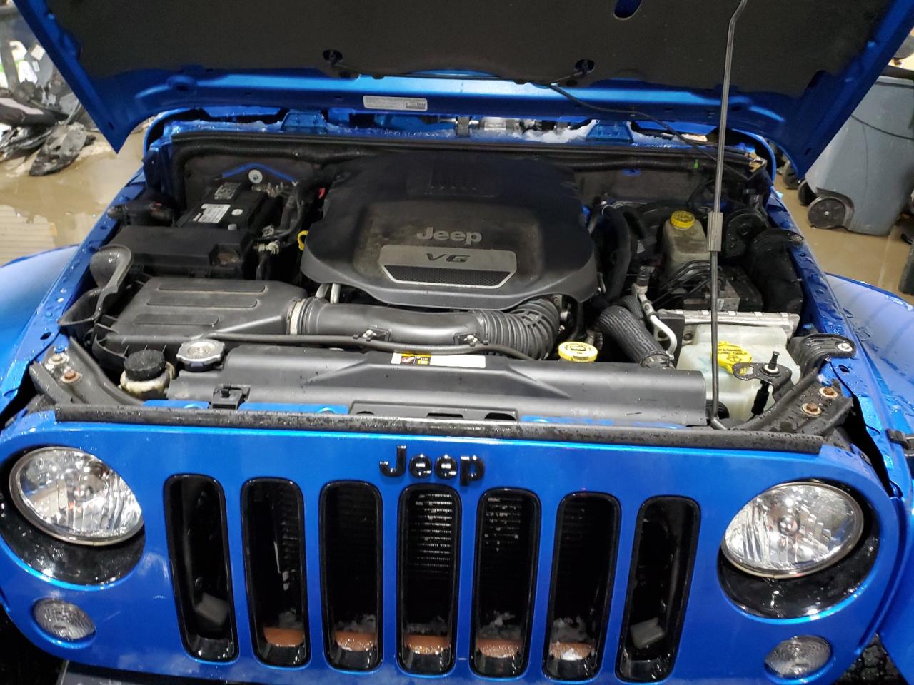 2014 Jeep Wrangler - Image 11