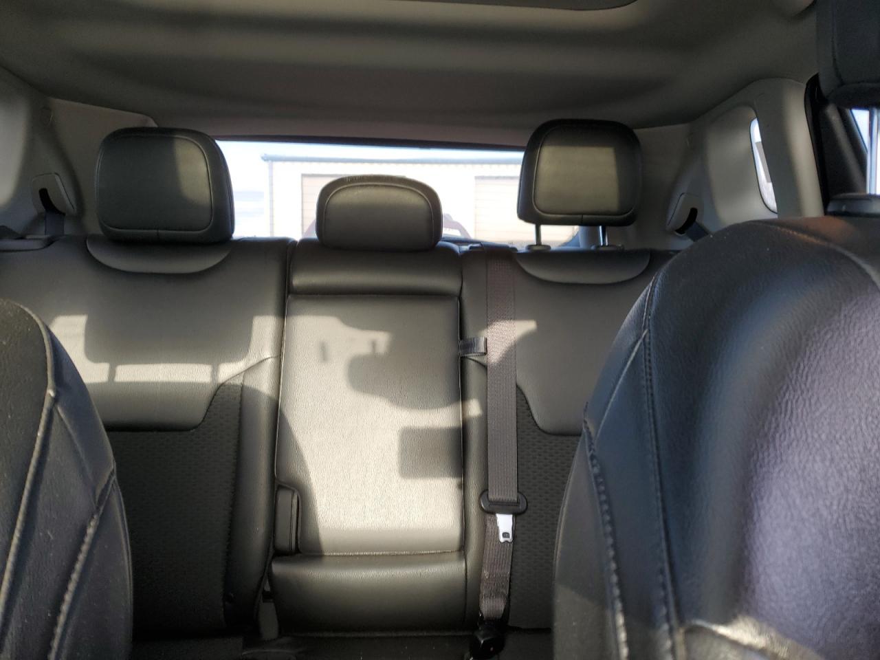 2022 Jeep Compass - Image 10