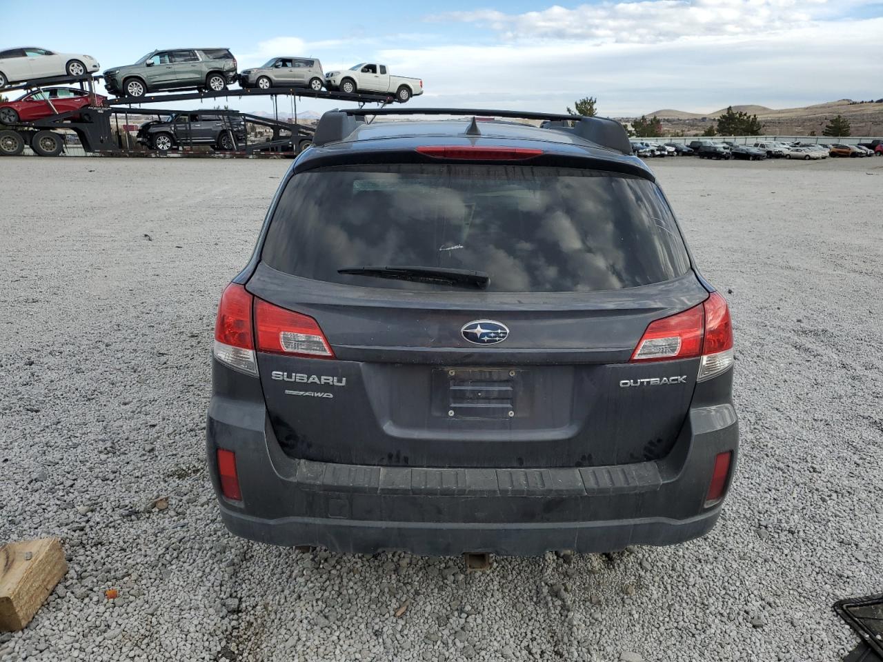 2011 Subaru Outback - Image 6