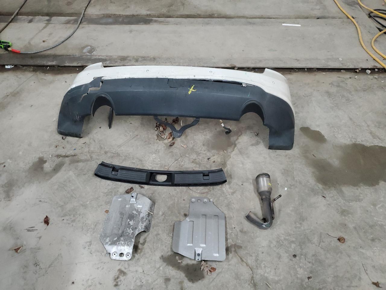2013 Ford Edge - Image 13