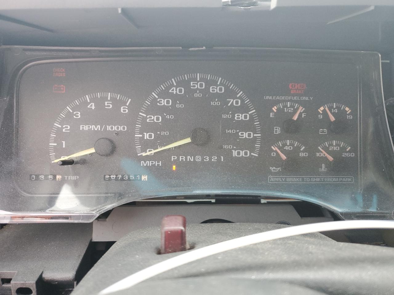 1999 Chevrolet Suburban - Image 9