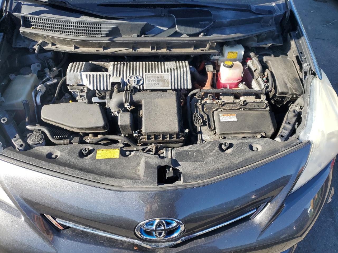 2013 Toyota Prius - Image 11