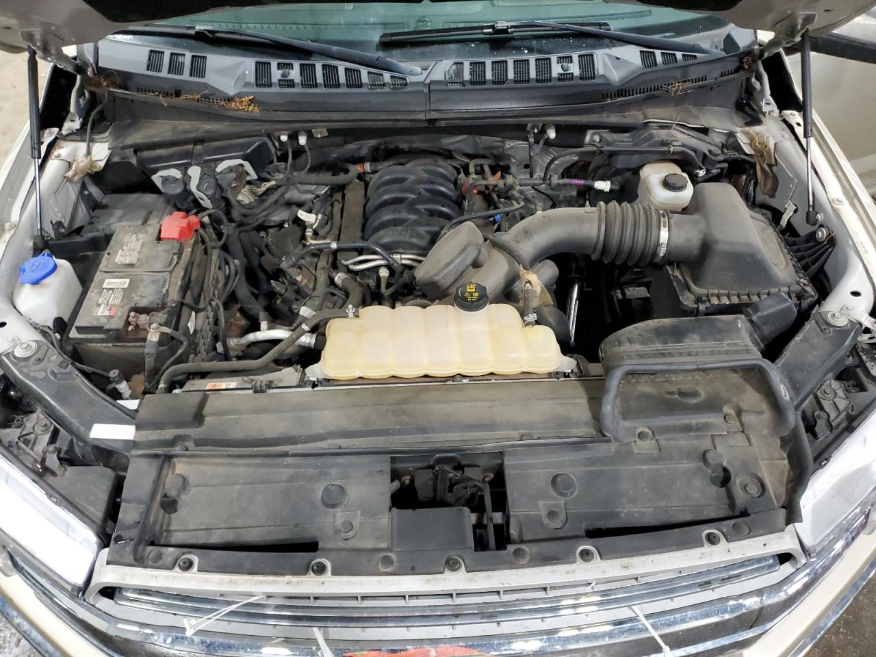 2018 Ford F-150 - Image 12