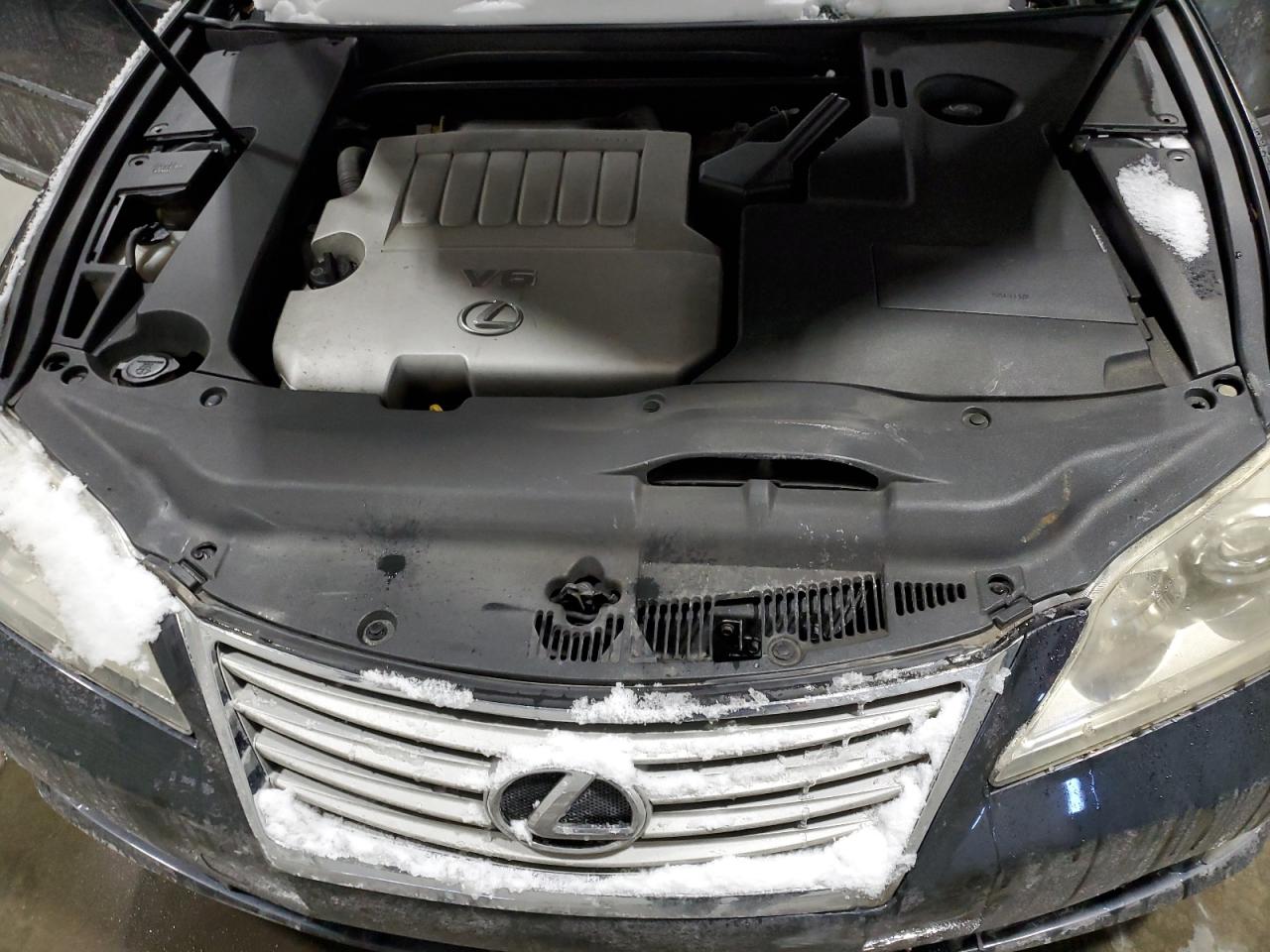 2011 Lexus ES - Image 11