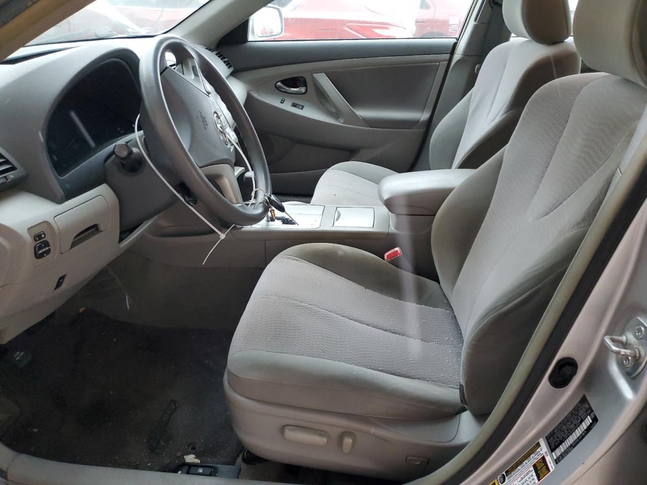 2010 Toyota Camry - Image 7