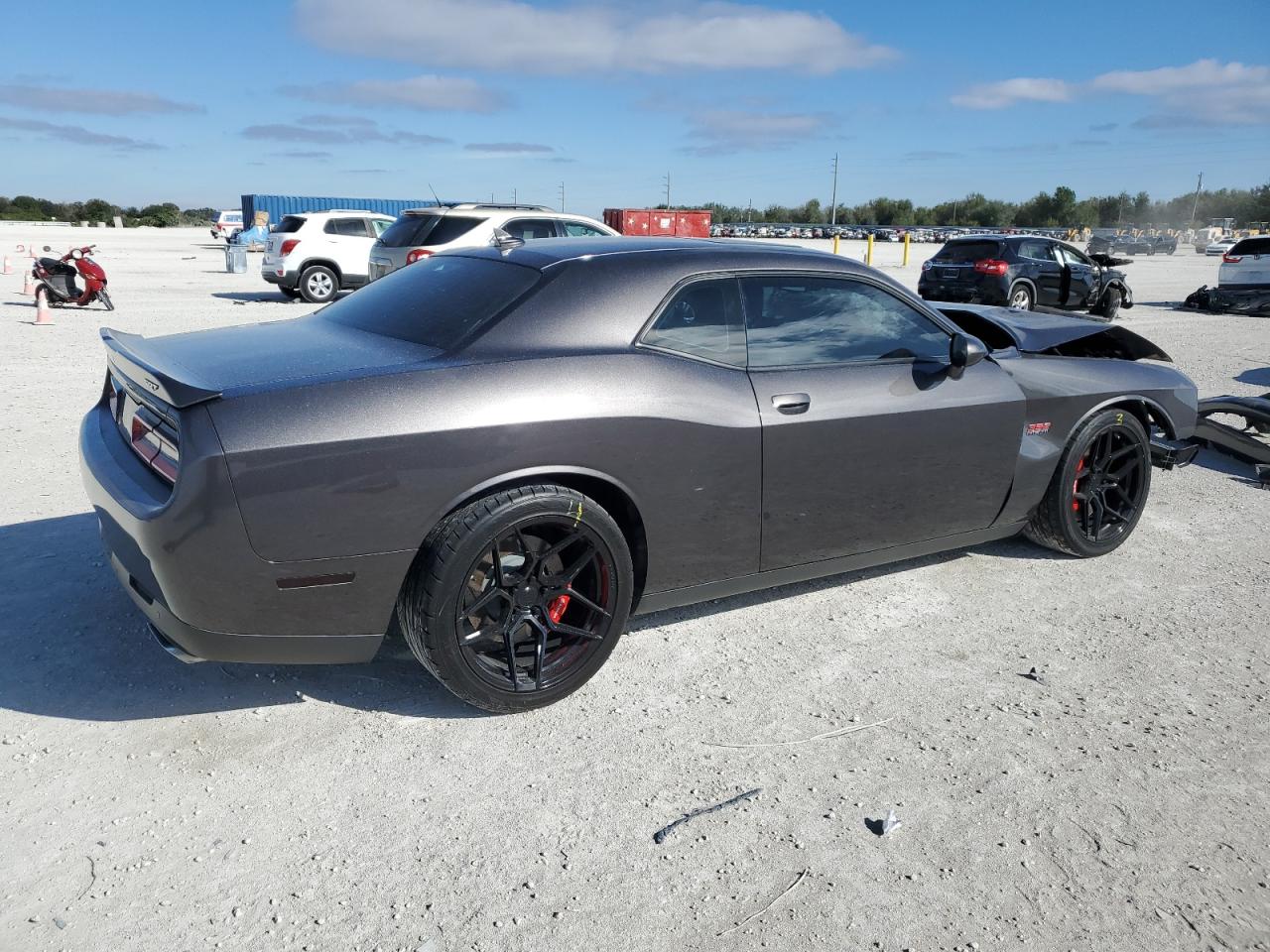 VIN 2C3CDZDJXFH900650 2015 DODGE CHALLENGER no.3