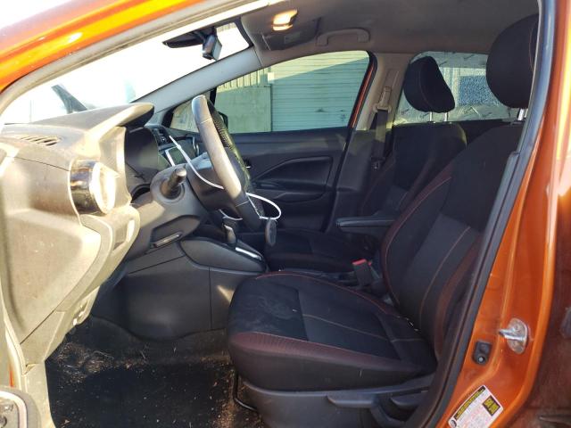  NISSAN VERSA 2020 Pomarańczowy