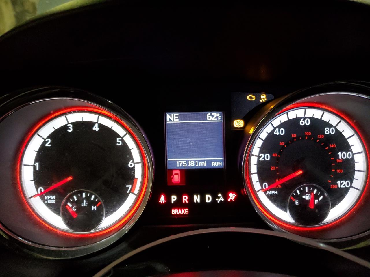 2018 Dodge Caravan - Image 9